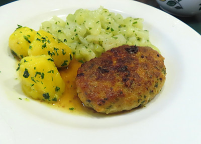 Huehnerbutterschnitzlkohlrabi.JPG