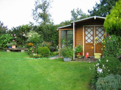 Gartenhauschen.JPG