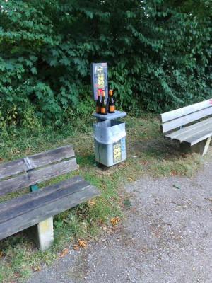Flaschen im Vollmarpark