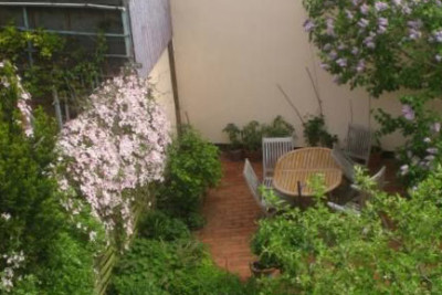 2006_garten_am_haus_mai_Tho.jpg