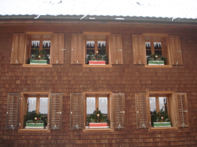 Advent08F.jpg