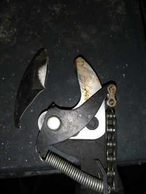 Fiskars Schneidgiraffe Klinge gebrochen.jpeg