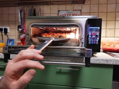 Pizzaofen anheben.jpeg