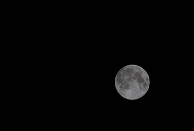 der_mond_kalt.jpg
