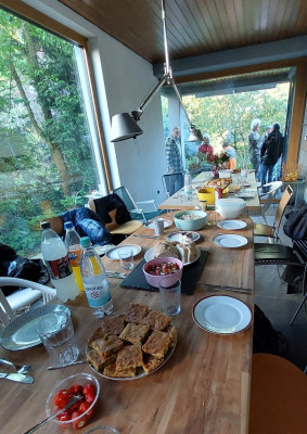 Die lange, gesellige Tafel