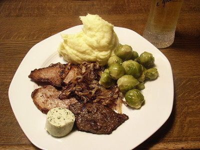 rosenkohl.-steak.JPG