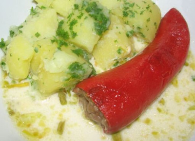 paprika_petersilienkartoffeln_sahnesosse.JPG