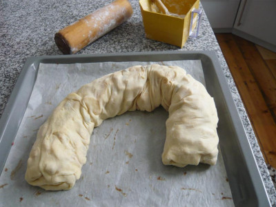 Apfelstrudel-vor-dem-Backen.jpg