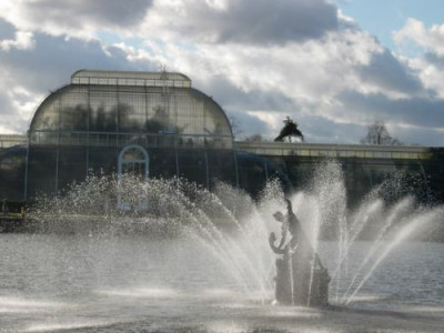 Kew_Gardens_2005.jpg