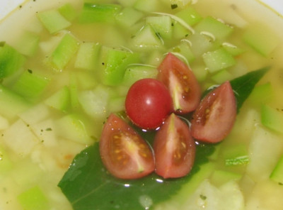 zucchini_kohlrabi_suppe.JPG