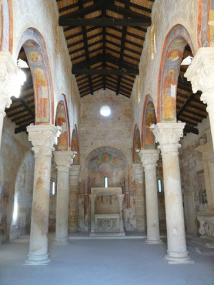 15_Santa_Maria_di_Cerrate__fars_2009.jpg