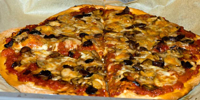 Pizza-Champigon-Nov2409.jpg