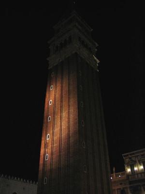 Venedig_Campanile_2_fars_2005.jpg