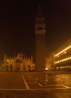 Venedig_Piazza_San_Marco_fars_2007.jpg