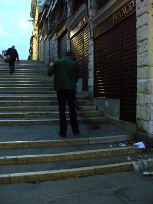 Venedig_Strassenkehrer_fars_2007.jpg