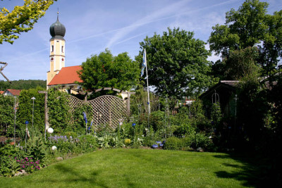Mai0107a.jpg