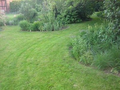 V_unterer_Garten_50422.jpg