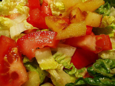 salat_kartoffelcroutons.jpg