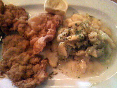 wiener_schnitzel_erdaepfel-gurkensalat_20100415.jpg