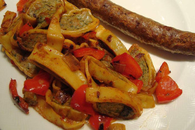 maultaschensalat_wildbratwurst.jpg