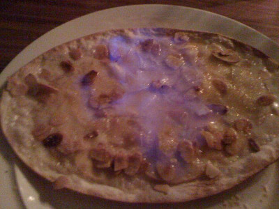flammkuchen_flambiert_20100915_zg.jpg