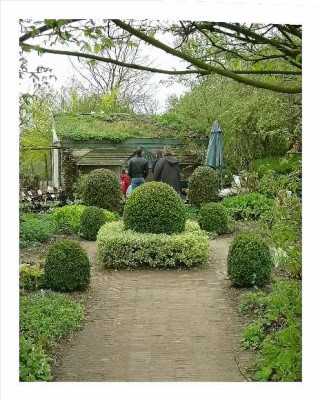 Melin_Gartenfeier_19-04-04.jpg