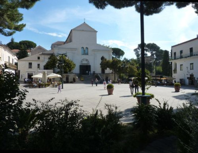 18_Ravello_fars_2010.jpg