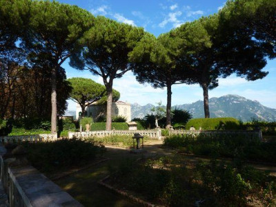 37_Villa_Cimbrone_fars_2010.jpg