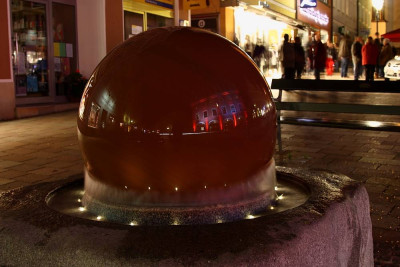 Kugelbrunnen.jpg