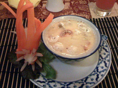 thai_kokoshuhnpilzsuppe_zg.jpg