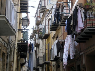 Cefalu_Waschtag_87474.jpg