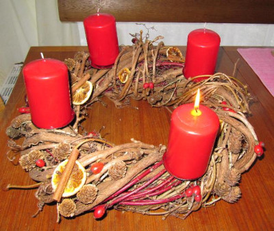 Adventskranz_2010.jpg