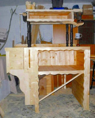 Rflanztiscvh_bein_Bau.jpg