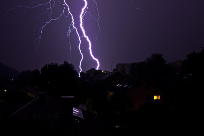 Blitz-uber-Seebach-1.jpg