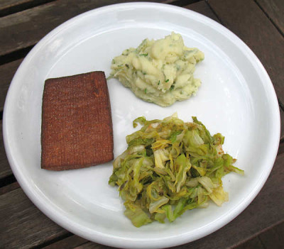 IMG_3450_Spitzkohl_mit_Pu_und_rauchertofu.jpg