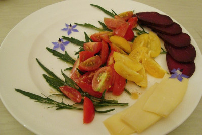 gartentomatensalat_20110719_zg.jpg