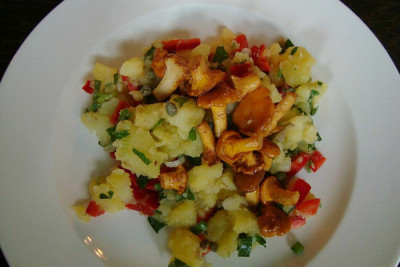 kartoffelsalat_pfifferlinge_zg.jpg