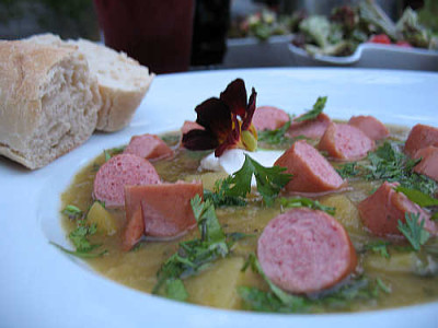 IMG_4194_Kartoffelsuppe_mit_Wurstchen.jpg