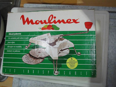 mouli_julienne_1.jpg