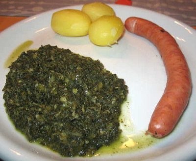 IMG_4790_Grunkohl_mit_Schinkenwurstchen.jpg