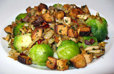 IMG_4871_Rosenkohl_mit_Rauchertofu.jpg