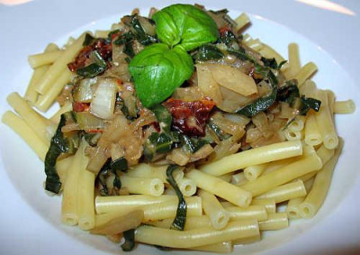 IMG_4944_Maccheroni_mit_Mangold.jpg