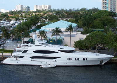 Yacht.jpg
