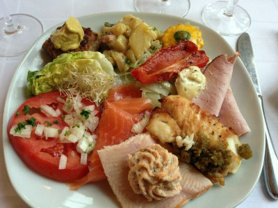 hochzeitsbuffet_20120921_zg.jpg