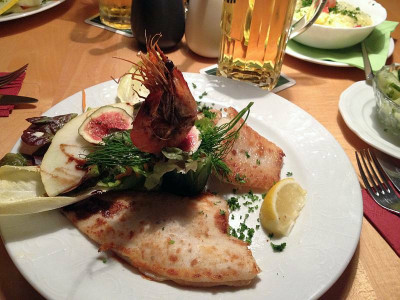 201209_03_fischteller_zg.jpg
