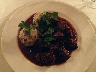 hirschgulasch_20121224_zg.jpg