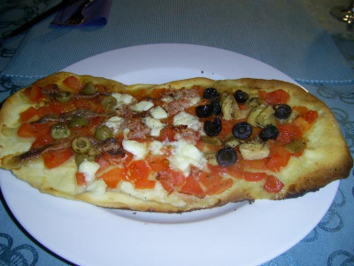 Pizzbor.jpg