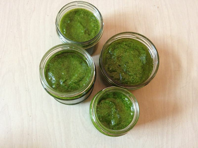 baerlauch-scharbockskraut-pesto_20130427_zg.jpg