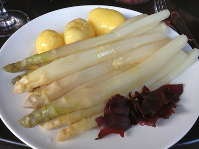 spargel-satt_20130610_zg.jpg