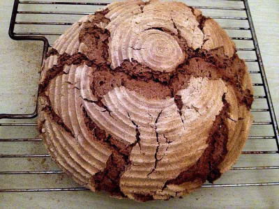 sauerteigbrot_20130729_zg1.jpg